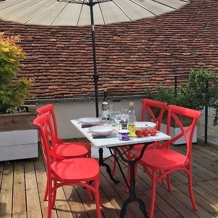 La Terrasse Du Chevalier D'Eon - Loft A Tonnerre Apartman Kültér fotó