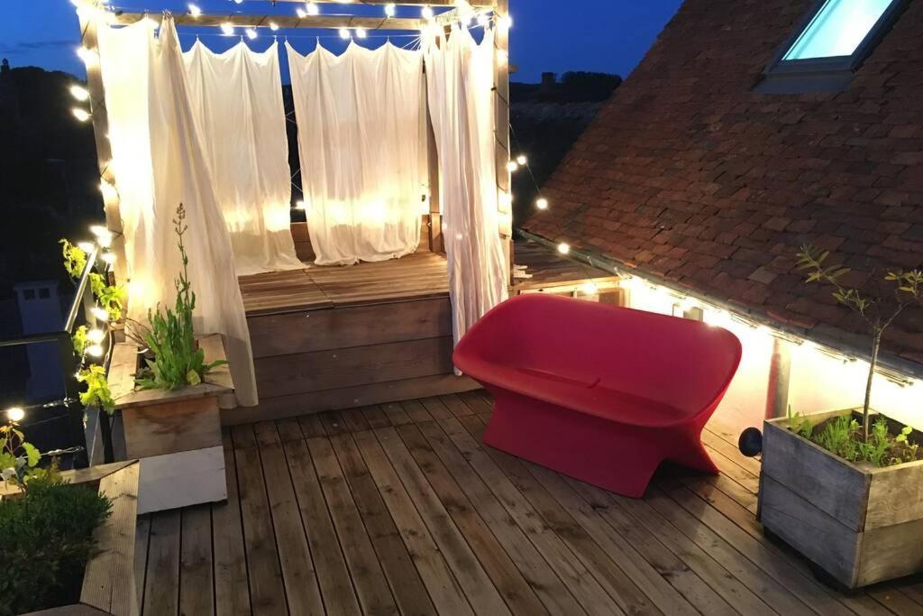 La Terrasse Du Chevalier D'Eon - Loft A Tonnerre Apartman Kültér fotó