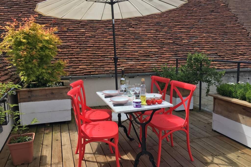 La Terrasse Du Chevalier D'Eon - Loft A Tonnerre Apartman Kültér fotó